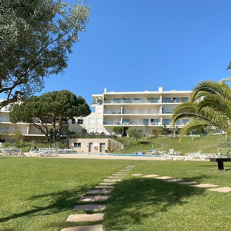 Charmant Appartement A 1Km De La Plage, Avec Piscine A Albufeira Ngoại thất bức ảnh