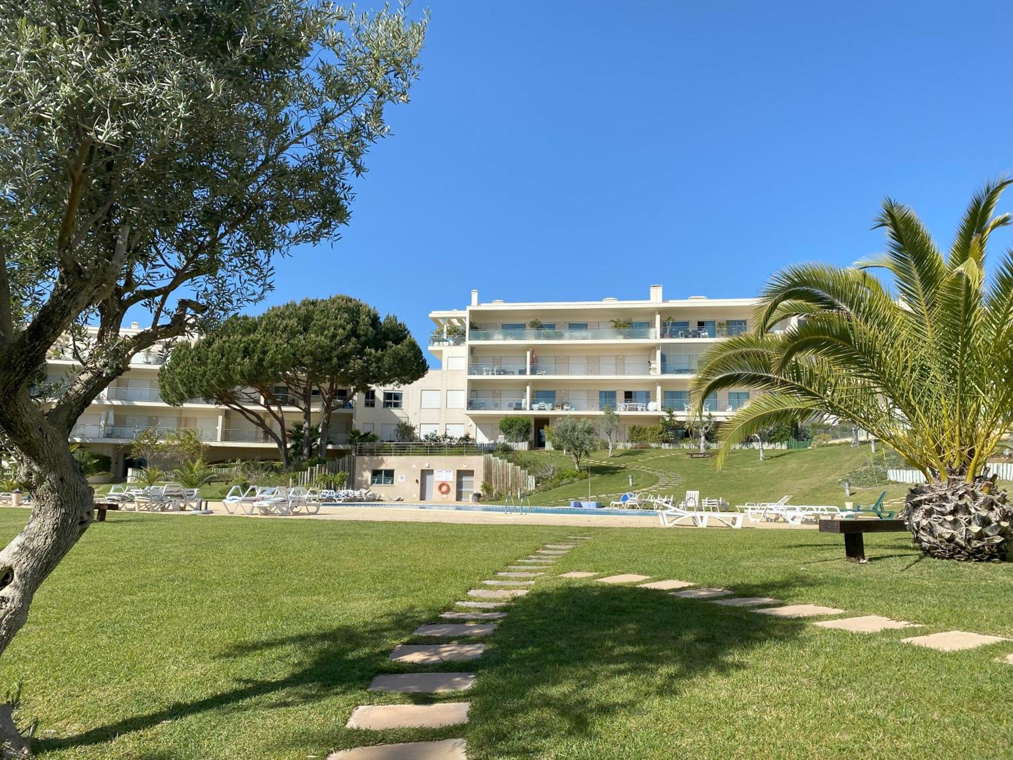 Charmant Appartement A 1Km De La Plage, Avec Piscine A Albufeira Ngoại thất bức ảnh