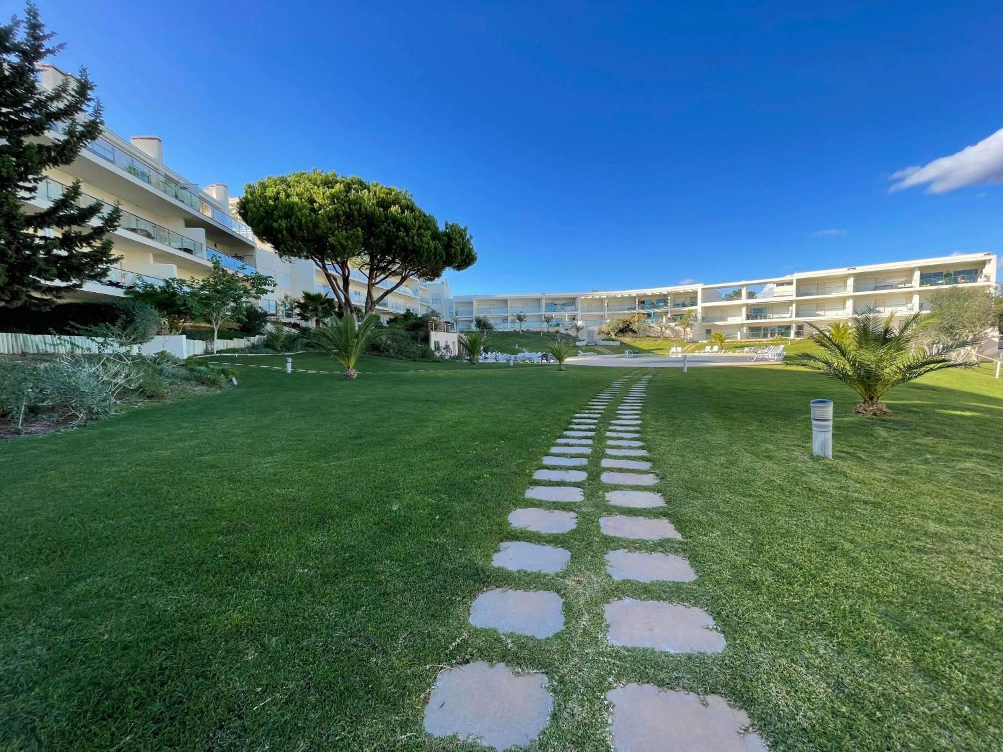 Charmant Appartement A 1Km De La Plage, Avec Piscine A Albufeira Ngoại thất bức ảnh