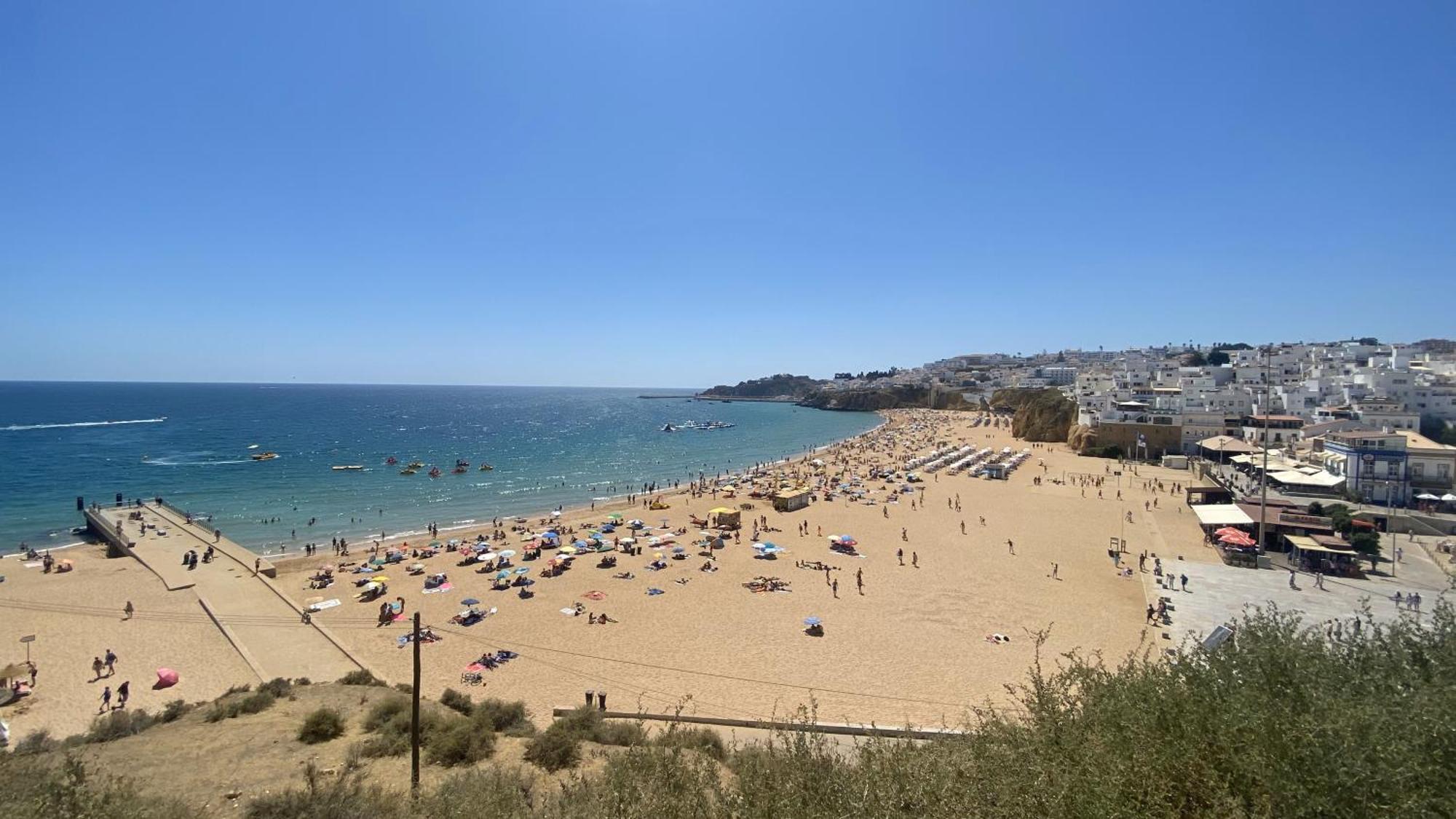 Charmant Appartement A 1Km De La Plage, Avec Piscine A Albufeira Ngoại thất bức ảnh